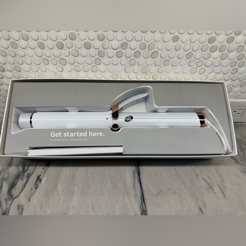 T3 Curl ID 1.25” smart curling iron